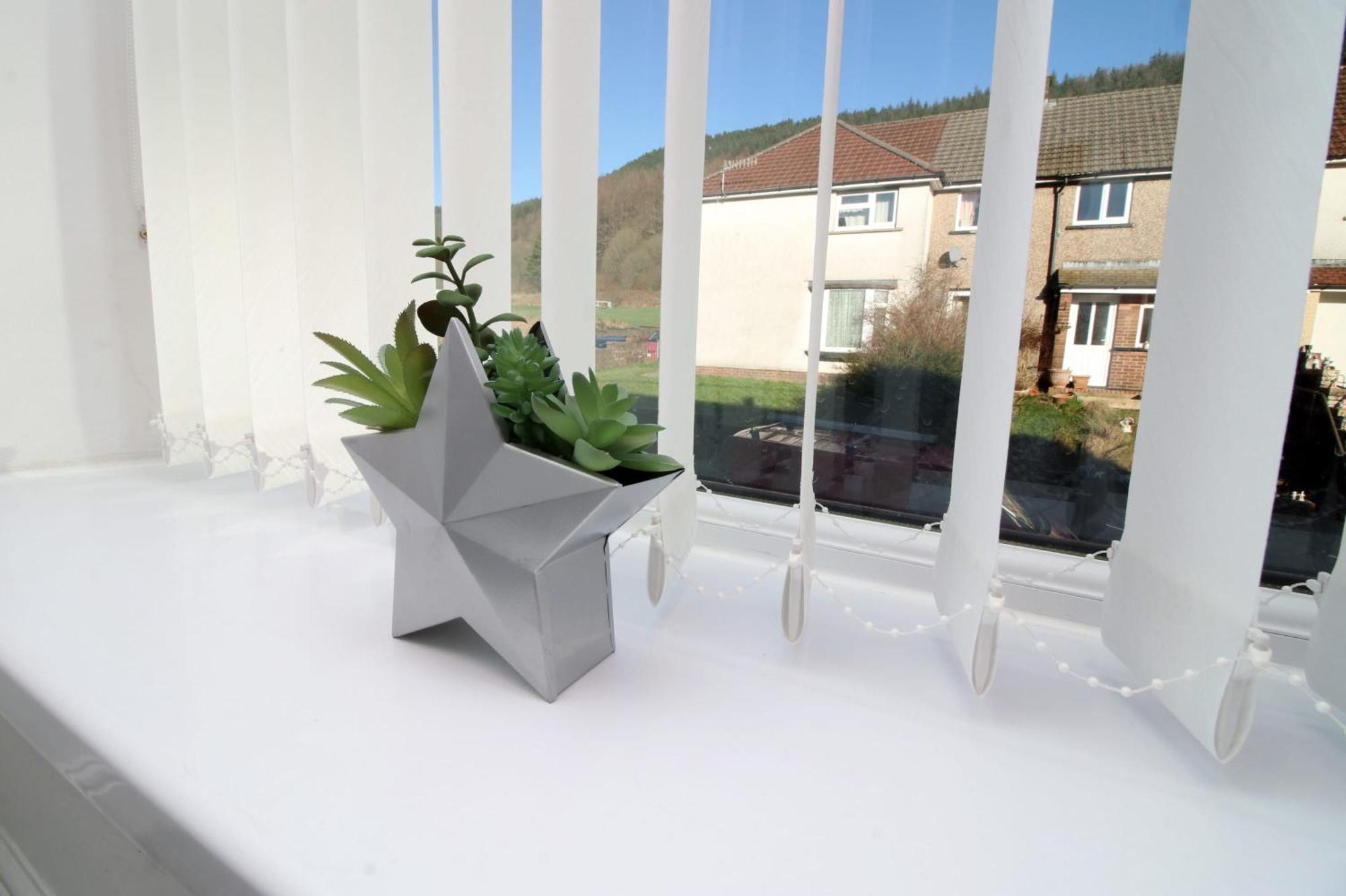 Very Special Home In Rhondda Valley Herbert House By Staystaycations Treorky Exterior foto
